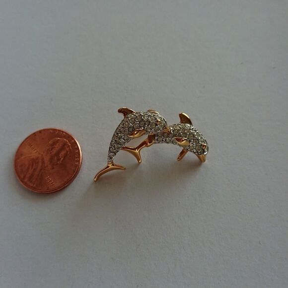 Swarovski clear crystal dolphin brooch pin - Picture 1 of 7